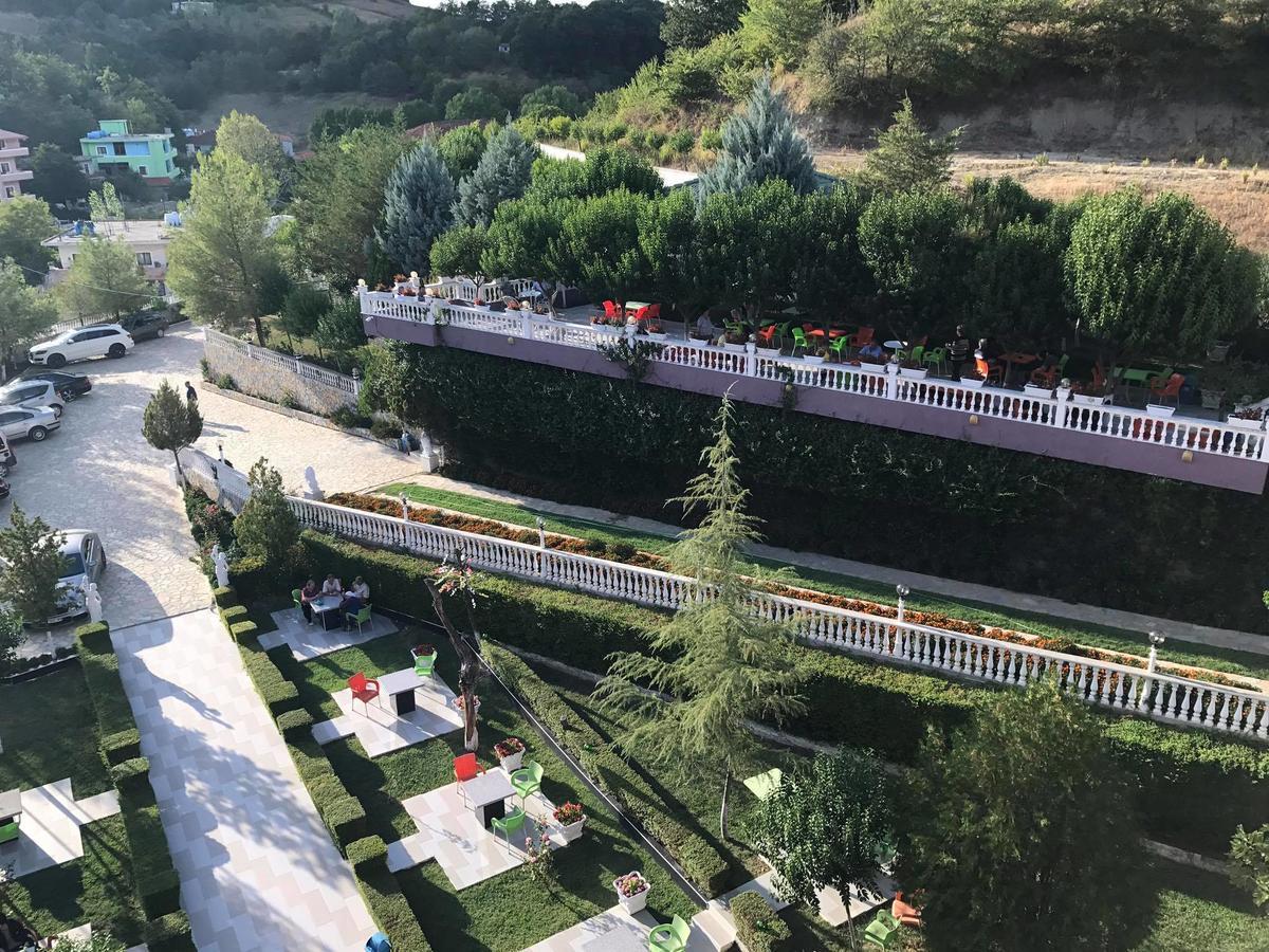 Hotel Puka Elbasan Exterior photo